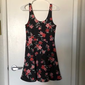 H&M Divided Pink Red Floral Print Stretchy Skater Dress
